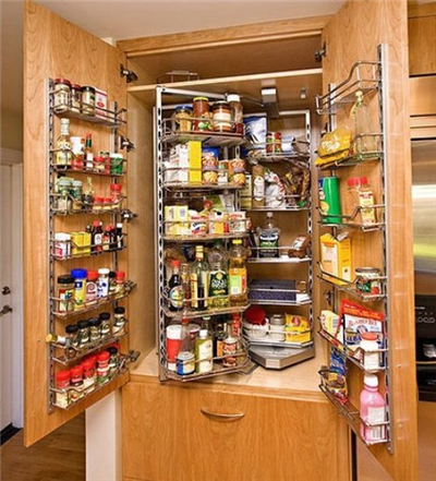 新标家居集团董事长黄东江发布2025年发展战略：创新驱动智能家居未来(图1)